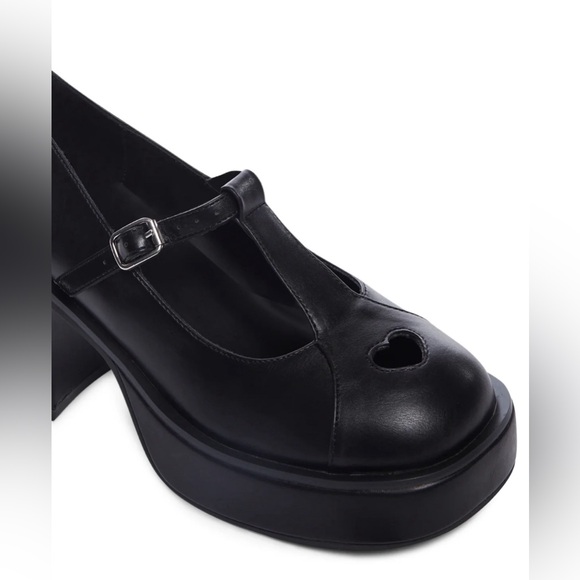 NWOT Mary Jane’s from Dolls Kill. Size 5. - Picture 3 of 5